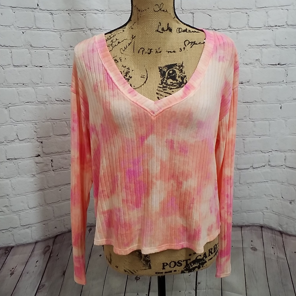 NWT VS Pink Tie Dye V-neck Ribbed Long Sleeve Tee - Picture 2 of 8